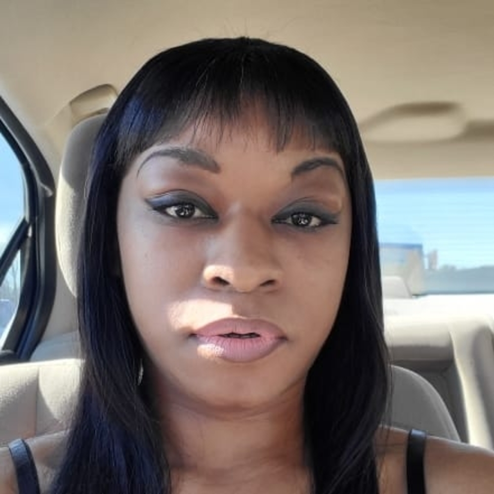 Meet your Posher, Lakeisha